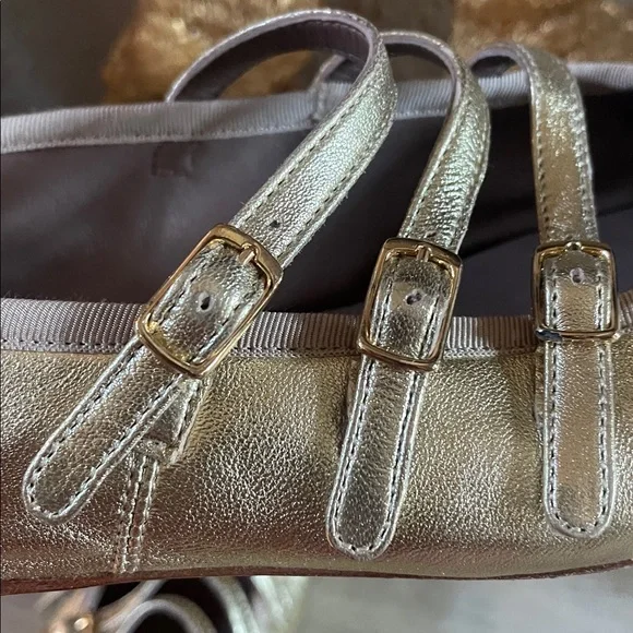 Mansur Gavriel Designer Shoes. Gold . Excellent used condition . Size 37 1/2 - Picture 7 of 8